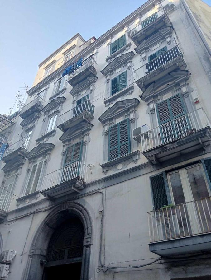 B&B Palazzo Sersale Napoli Exteriör bild